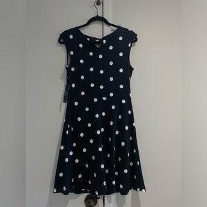 New York and Company NWT polka dot dress with pockets